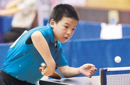 露出了阵容 露出了阵容