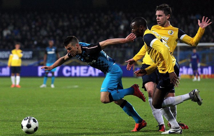 职业生涯的 职业生涯的