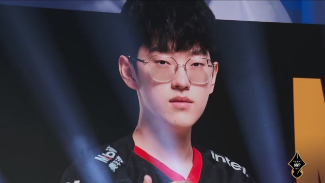 整并观察足 整并观察足