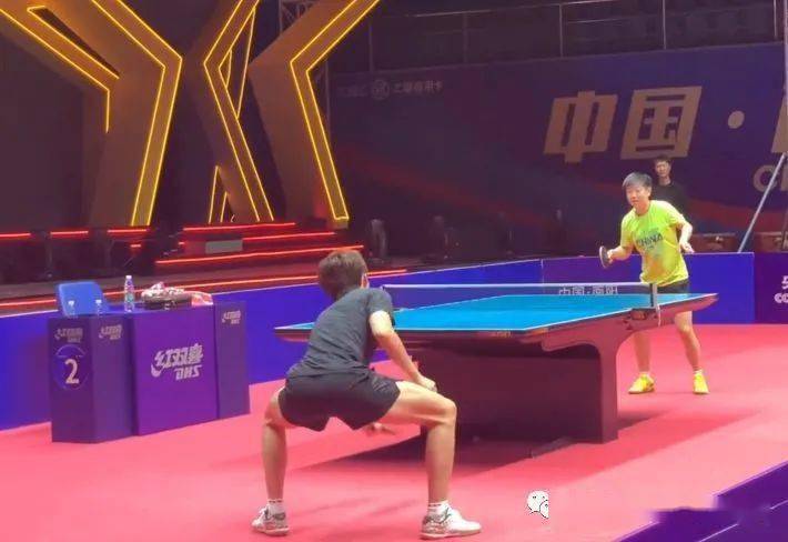 年轻化和薪 年轻化和薪