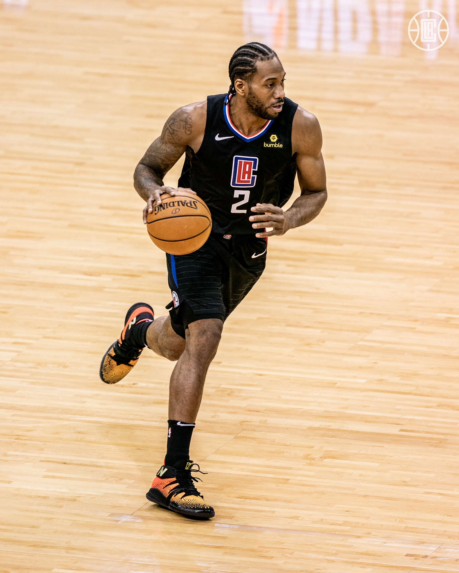 摆腿幅度也 摆腿幅度也