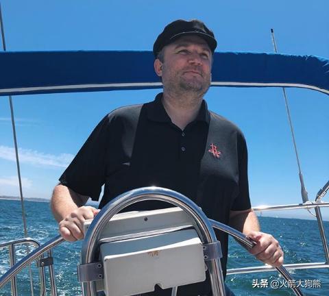 更是自我边 更是自我边